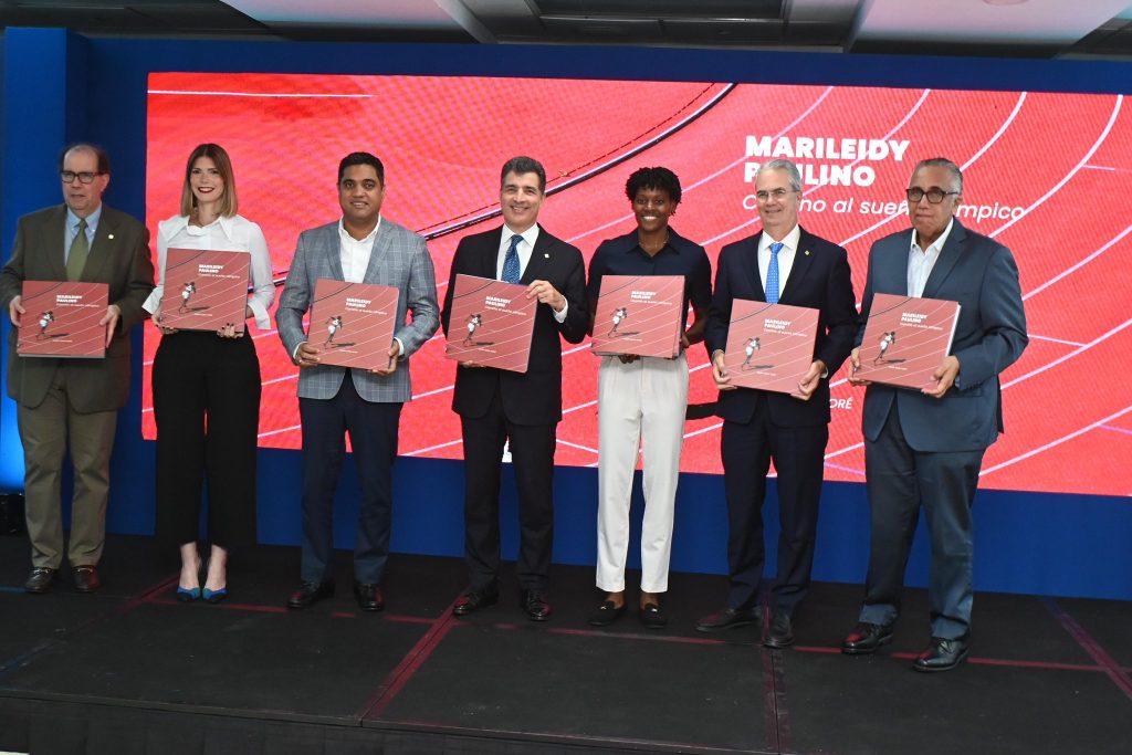 Libro fotográfico recoge los más “decisivos” momentos en la carrera de Marileidy Paulino