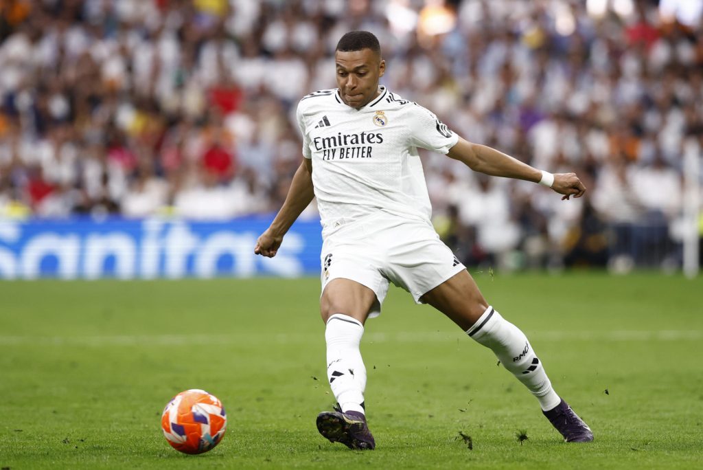 Mbappé, hospitalizado por un “cuadro agudo de gastroenteritis”