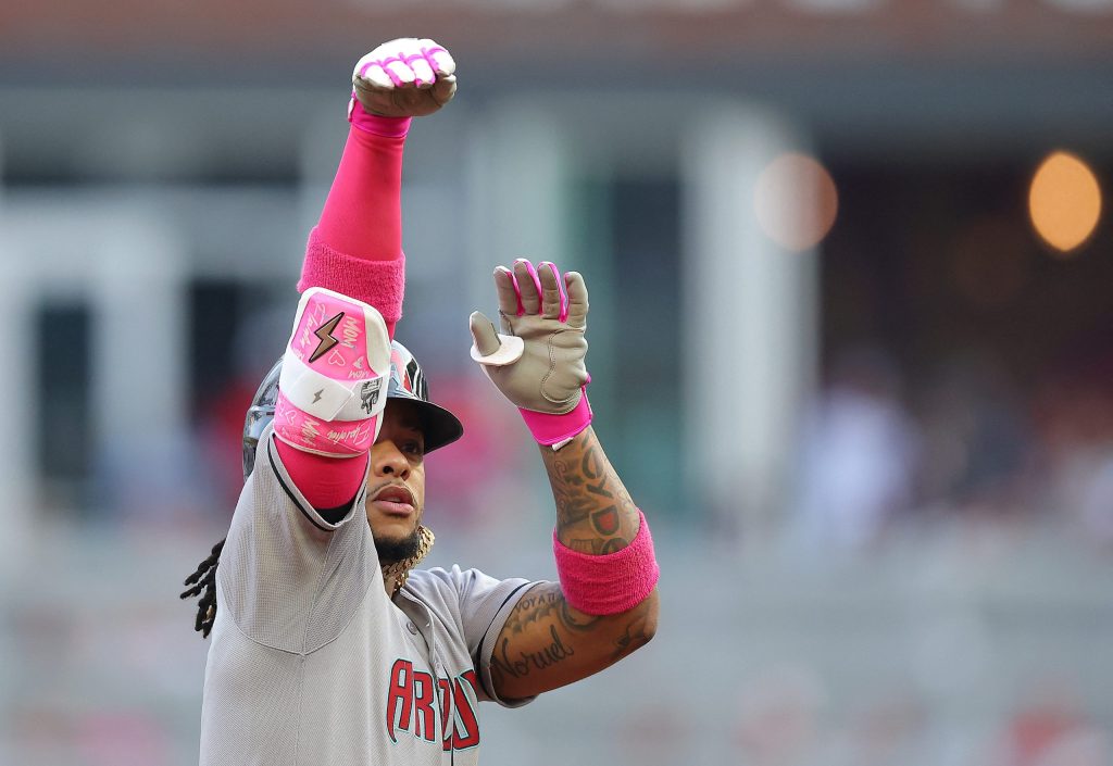 Ketel Marte pega dos jonrones y sube al tercer lugar histórico en remolcadas de los D-backs