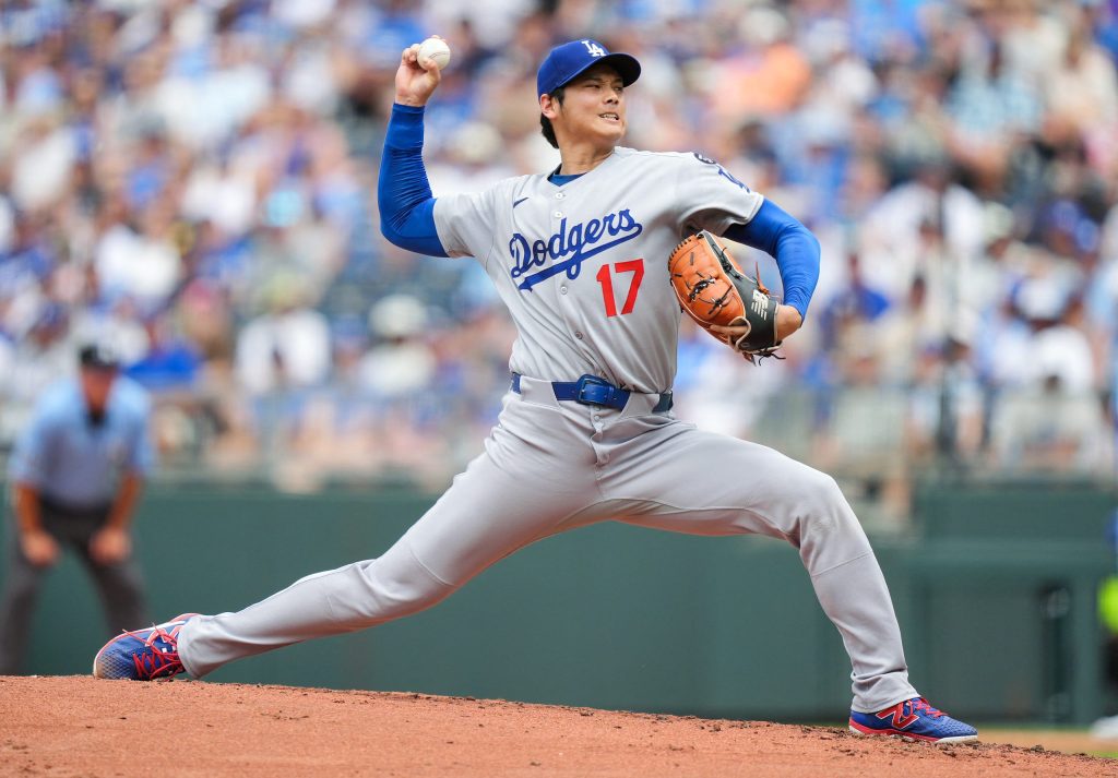 Shohei Ohtani regresó a la lomita y ya está lanzando más rápido que nunca con los Dodgers