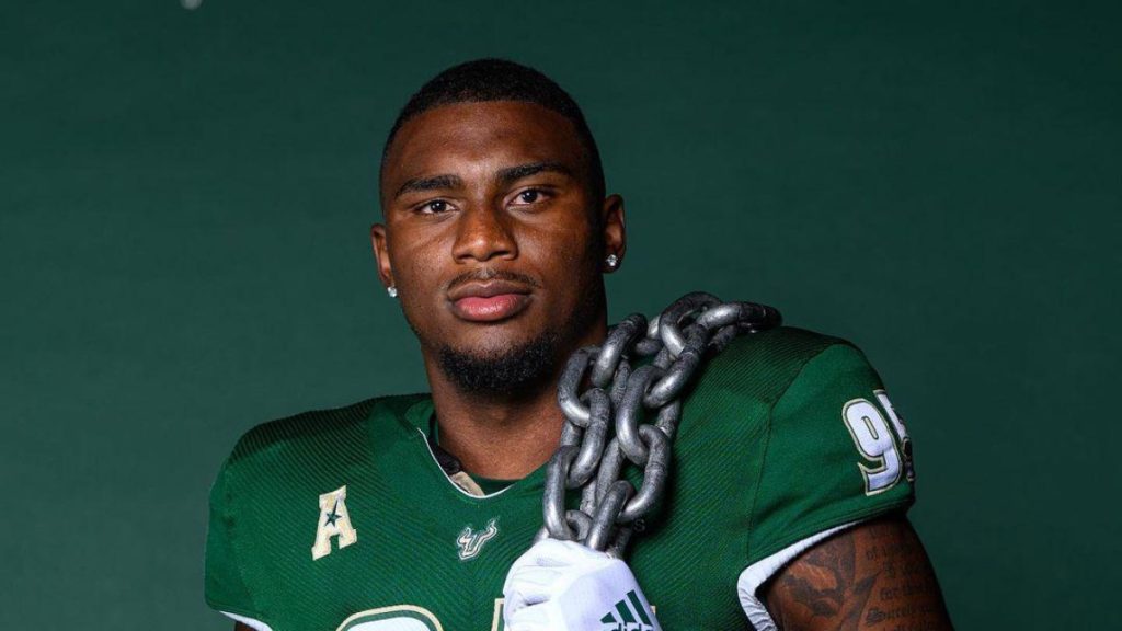 El dominicano Bayron Matos recupera movilidad luego de lesión en práctica de Dolphins