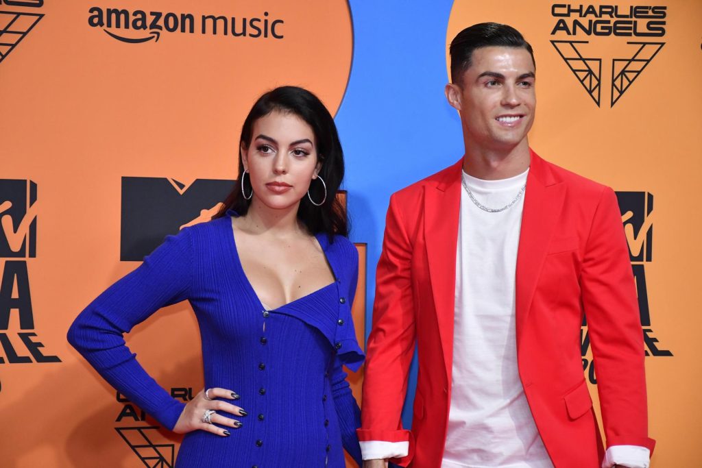 Tras casi 10 años de relación, Cristiano Ronaldo y Georgina Rodríguez anuncian que se casan