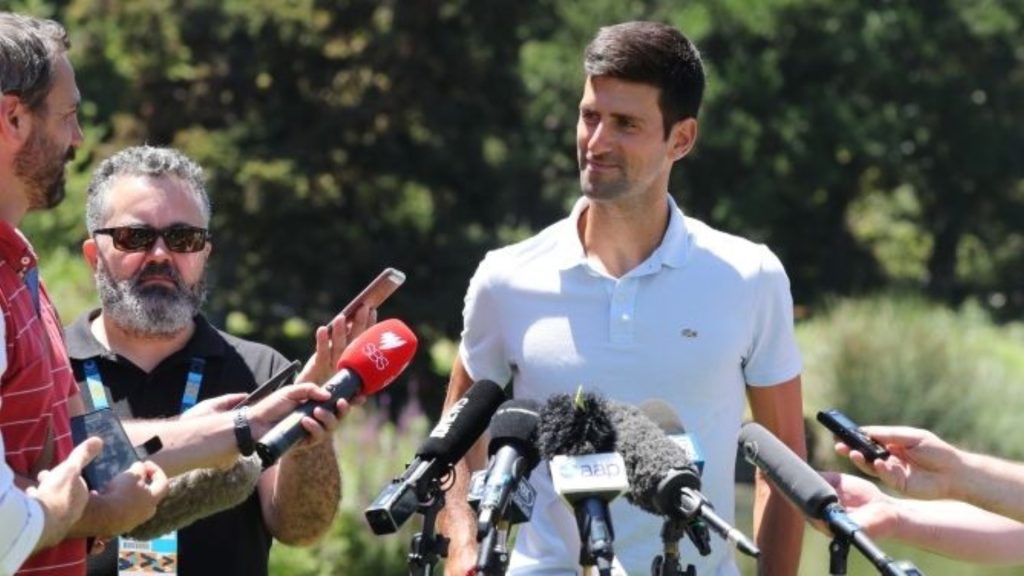 Djokovic, de “héroe” a “traidor” en Serbia por apoyar las protestas antigubernamentales