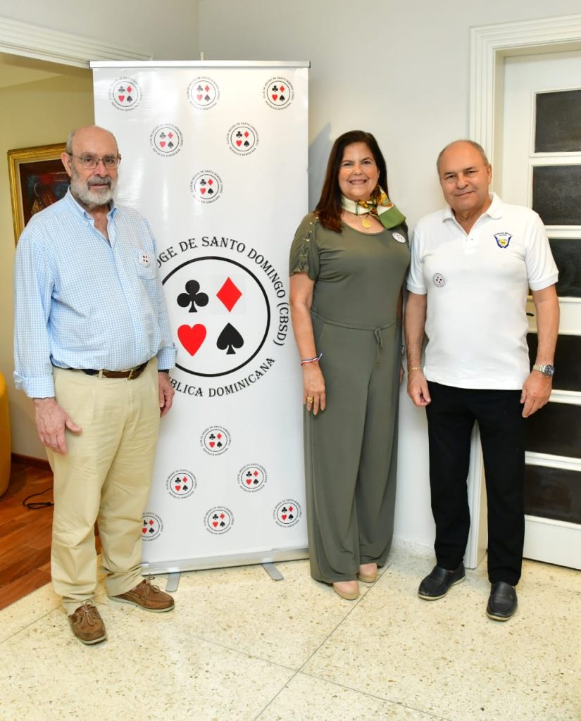 Club de Bridge de SD celebra encuentro especial con figuras internacionales del deporte mental
