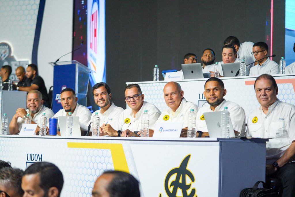 Las Águilas seleccionaron a 16 nuevos prospectos en el Draft de Novatos 2025