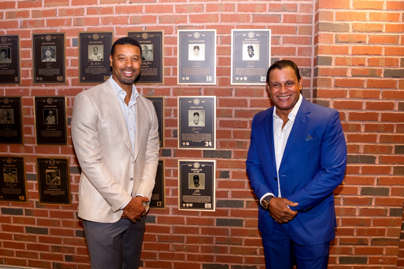 Sammy Sosa y Derrek Lee ingresan al Salón de la Fama de los Cachorros 