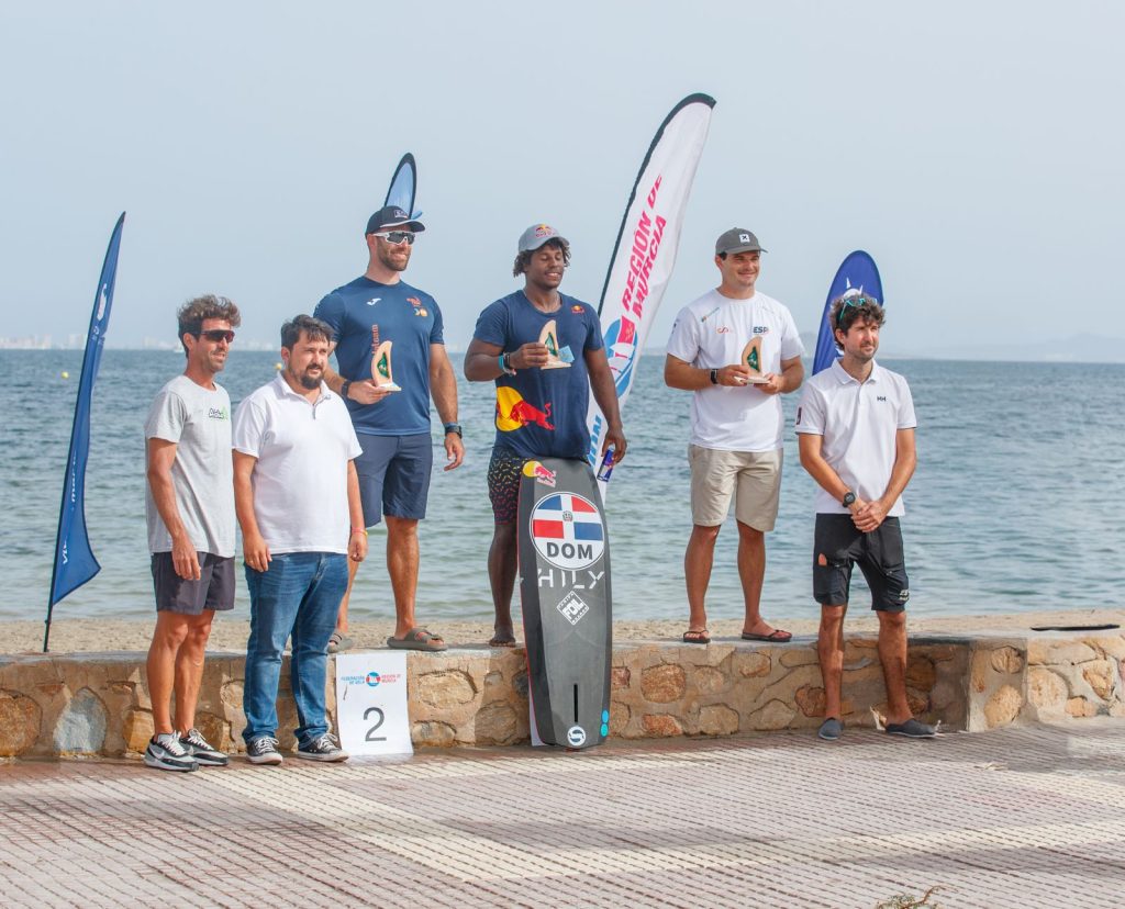 El dominicano Deury Corniel se corona campeón en la Copa de España Fórmula Kite