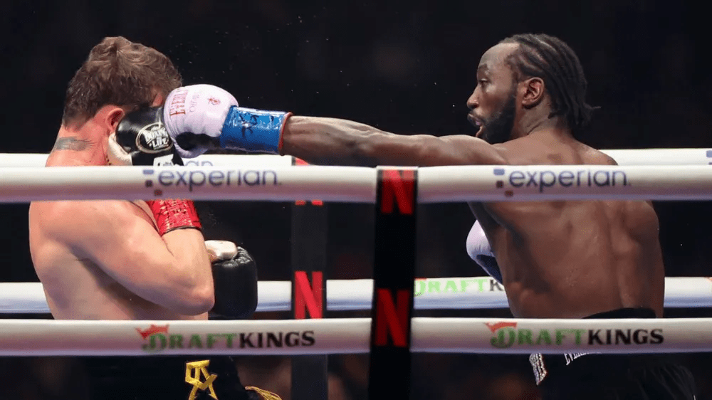 Terence Crawford hizo historia: derrotó a Canelo Álvarez y es el primer campeón indiscutido en tres divisiones