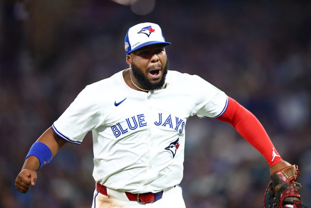 ¡Intratable Vlady! Guerrero Jr. pega otro jonrón y los Azulejos fuerzan el Juego 7 ante Seattle