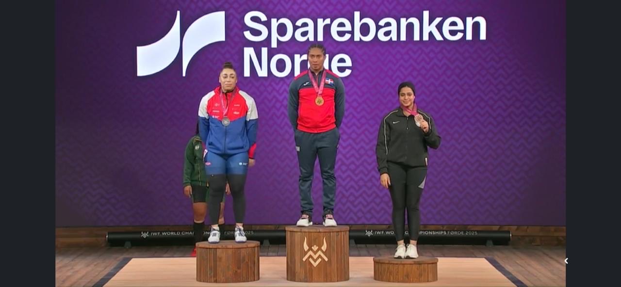 La dominicana Yudelina Mejía se corona nueva campeona del mundo de arrancada en 86 kilos La dominicana Yudelina Mejía se corona nueva campeona del mundo de arrancada en 86 kilos