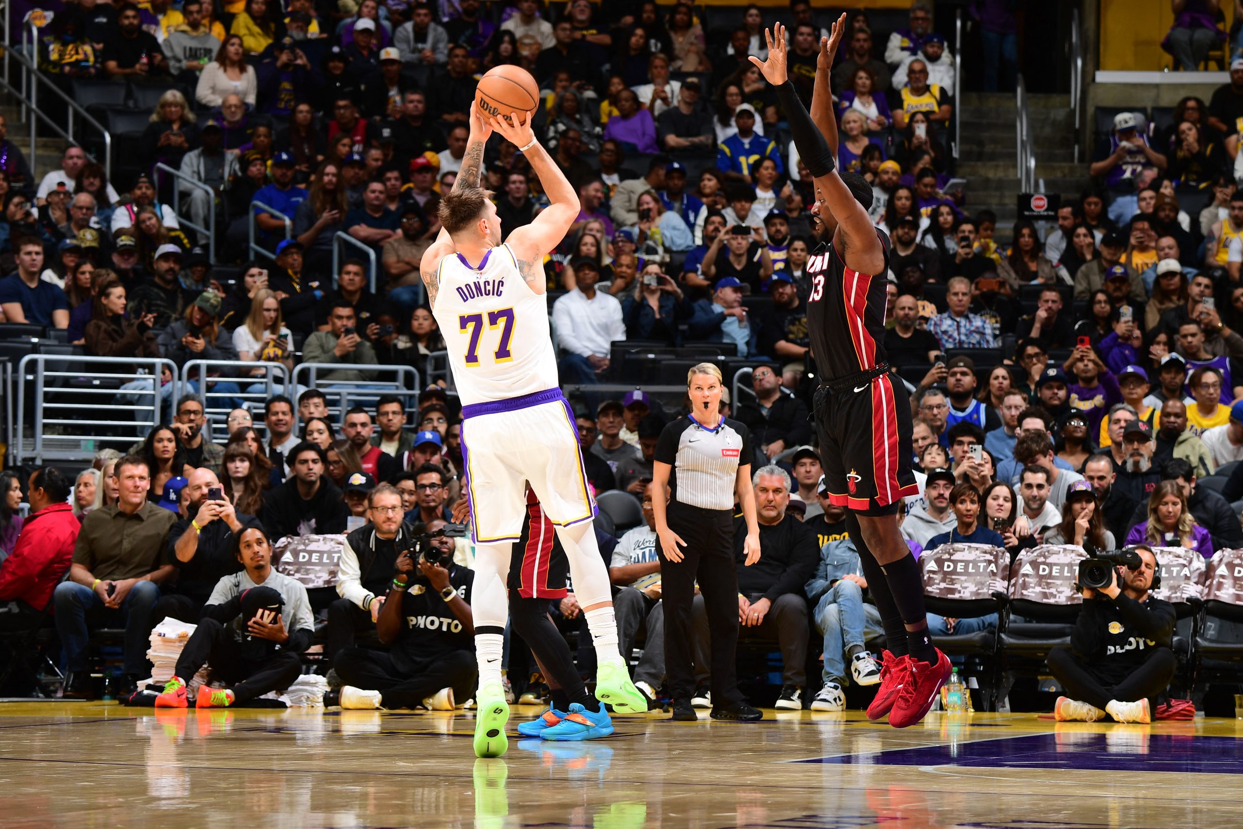 Doncic brilla con triple doble, Bulls y Spurs pierden el invicto y Thunder sigue imparable Doncic brilla con triple doble, Bulls y Spurs pierden el invicto y Thunder sigue imparable