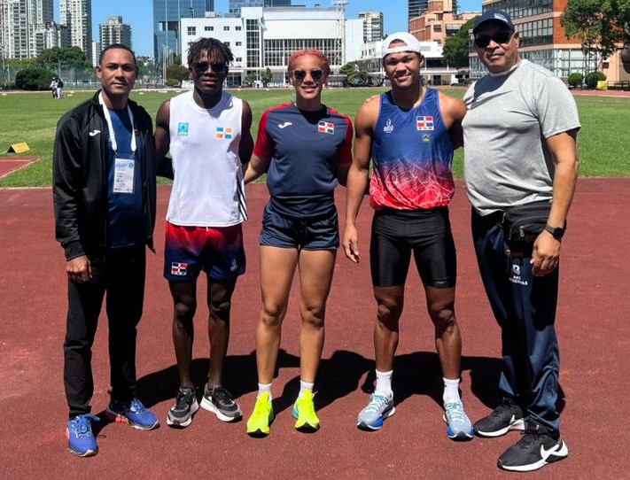 Pentatletas Gabriel Domínguez y Karina Fermín clasifican a Juegos Panamericano Lima 2027