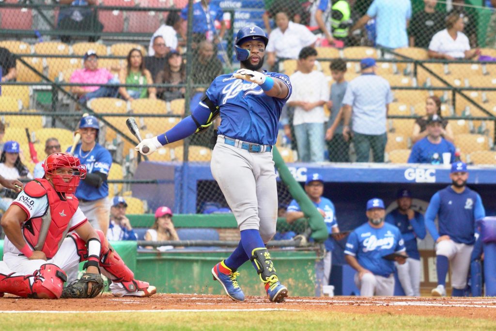 Licey se impone 4-2 al Escogido con aporte clave de Núñez, Leyba y Rojas Jr.