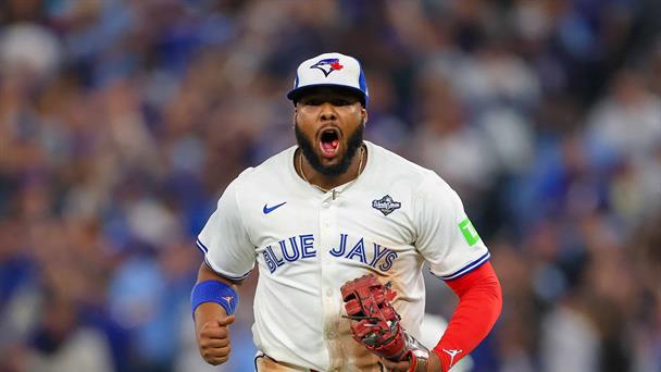 Entre aplausos y alegría, Don Gregorio celebra el regreso de Vladimir Guerrero Jr