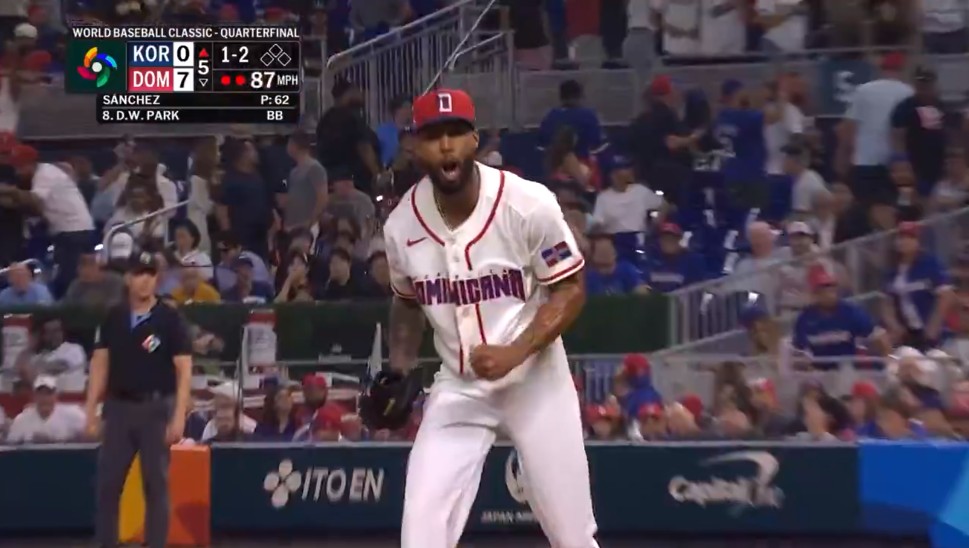 Cristopher Sánchez silencia a Corea con 8 ponches en cinco entradas de dominio